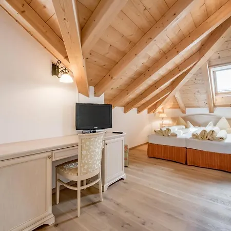 Castelbell Апартаменти *